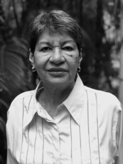 Melania Carpio is 65 years old; she uses social media and nonprofits to ask for help and funds for her cancer treatment.