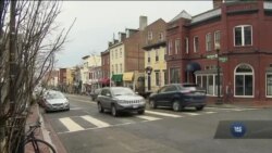 Що пропонують до Великодня в італійській крамниці у Вашингтоні. Відео