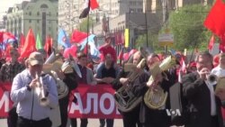 Various Groups Observe May Day in Russia