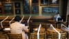 Hong Kong Orders Bars to Close as it Ramps Up Social Distancing