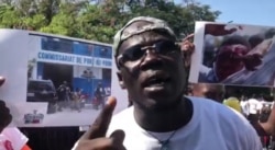 Haitian journalist Robeste Dimanche works for Radio Zenith in Port-au-Prince. (Photo: Matiado Vilme / VOA)
