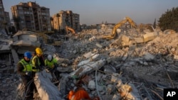 Turki menarget 134 kontraktor dan lainnya yang diduga memiliki metode konstruksi yang buruk dan ilegal dalam pembangunan gedung-gedung permukiman di kawasan yang terdampak gempa (foto: dok).