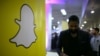 Teens Overwhelmingly Prefer Snapchat to Facebook, Study Finds 