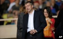 FILE - Russian billionaire Dmitry Rybolovlev paid $88 million for a penthouse just off New York's Central Park, reports show.