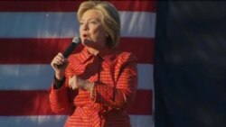 Sanders, Clinton Appear at Iowa Democratic Dinner