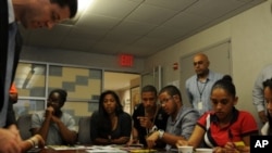 New York City students play Ne$t Egg at the city’s Department of Youth and Community Development.