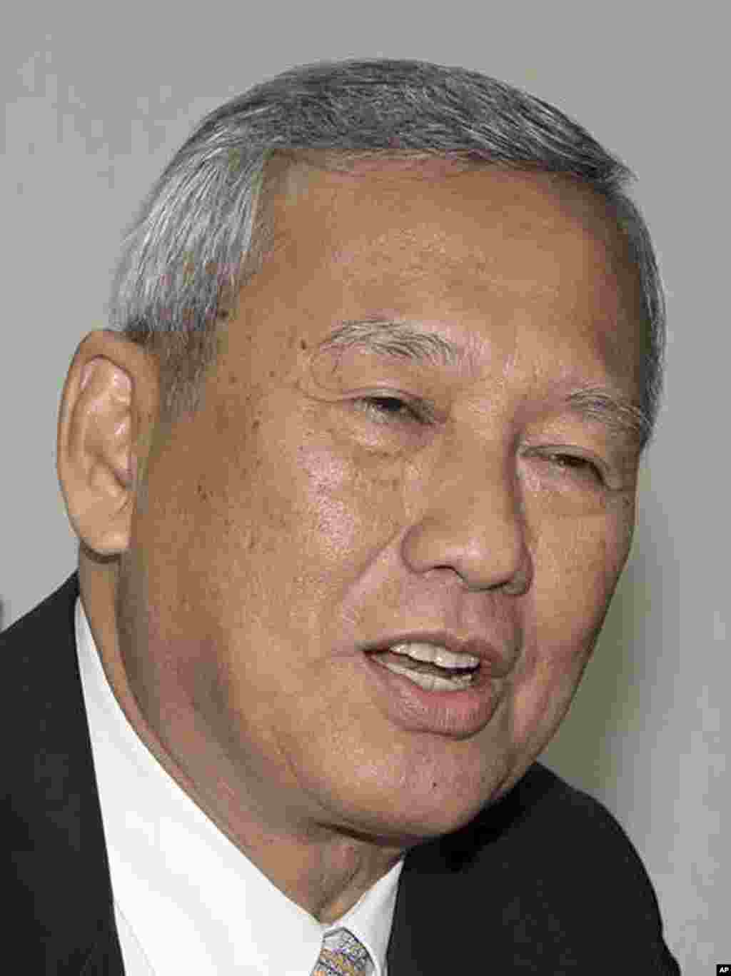 Thailand's Deputy Prime Minister Niwattumrong Boonsongpaisan, 66, was quickly appointed the new acting leader after Prime Minsiter Yiungluck Shinawatra was ordered to step down by a May 7, 2014 court ruling, in Bangkok.