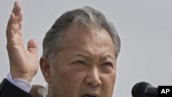 Kyrgyzstan's deposed President Kurmanbek Bakiyev delivering a speech to his supporters during a rally in the town of Jalalabad, southern Kyrgyzstan in April (FILE).