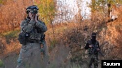 Українські військові поблизу Донецька