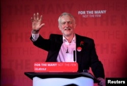 Jeremy Corbyn, leader of Britain's opposition Labour Party, speaks at his closing election campaign rally in London, June 7, 2017.