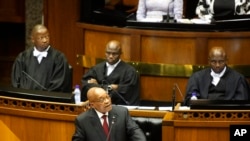 Jacob Zuma au Parlement sud-africain, le 11 février 2016. (AP Photo/Schalk van Zuydam, Pool)