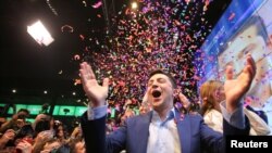 La abrumadora victoria de Volodymyr Zelenskiy sería un rechazo aplastante para los cinco años de mandato de Petro Poroshenko.