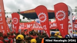 May 1 Rally in Istanbul by Hilmi Hacaloglu (VOA Turkish)