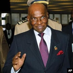 Senegal President Abdoulaye Wade (file photo)