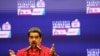 El presidente Nicolás Maduro se dirige a los medios después de las primarias de su partido, el 8 de agosto de 2021, en Caracas.