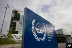 Bagian luar Pengadilan Kriminal Internasional (ICC) di Den Haag, Belanda, Selasa, 30 April 2024. (Foto: Peter Dejong/AP Photo)
