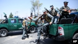 Các sĩ quan quân đội quốc gia Afghanistan phục vụ tại Achin nói khu vực này hiện có an ninh, sau khi chính phủ toàn thắng trong cuộc giao tranh giằng co với Nhà nước Hồi Giáo để chiếm một trạm kiểm soát an ninh quan trọng.