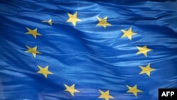 AB Yunanistan'a Kaçak İşçiler Konusunda Yardım Edecek