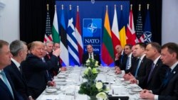Predsednik Donald Tramp na radnom ručku sa članicama NATO-a o ispunjavanju finansijskih obaveza na sastanku u u Vatfordu u Engleskoj 4. decembra 2019.