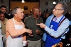George McDonald with New York Mayor Michael Bloomberg (left) and the Doe Fund trainee Mark Seymour.