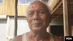 Recent photo of Meas Muth, a former Khmer Rouge naval military commander accused of grave atrocity crimes, at his home in Samlot district, Battambang province, on August 12, 2015. (Photo: Sok Khemara/VOA Khmer)