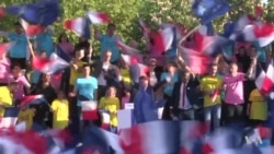 France Ready for Sunday’s Ballot Box ‘Revolution’