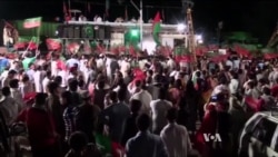 Analysts: Pakistan's Political Turmoil Hurts its Image