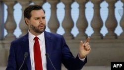 Paris’te düzenlenen Yapay Zeka Eylem Zirvesi’nde konuşan ABD Başkan Yardımcısı JD Vance, Avrupa’yı Amerikan yapay zeka devlerine yönelik “agresif düzenlemelere” karşı uyardı. 