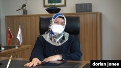 Dr. Nilufer Ataoglu is the head of Istanbul’s Sariyer Health District and is in charge of COVID tracking and tracing. (Dorian Jones/VOA)