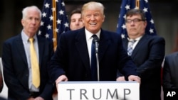 បាតុករ​ប្រឆាំង​នឹង​រដ្ឋាភិបាល​ម្នាក់​បាញ់​កាំភ្លើង​ត្បាល់​ដែល​ធ្វើ​ដោយ​ដៃ នៅ​ក្នុង​ក្រុង Managua ប្រទេស​នីការ៉ាហ្គា ដើម្បី​ទាមទារ​ឲ្យ​មាន​យុត្តិធម៌​សម្រាប់​មនុស្ស​៦នាក់​នៅ​ក្នុង​គ្រួសារ​មួយ​ដែល​បាន​ស្លាប់​​ នៅ​ពេល​ផ្ទះ​របស់​ពួកគេ​ត្រូវ​បាន​ឆេះ។ 