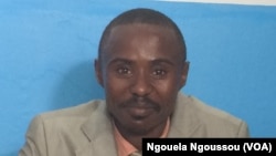 Trésor Nzila Kendet, directeur exécutif de l'OCDH, à Brazzaville, le 24 mai 2017. (VOA/Ngouela Ngoussou)