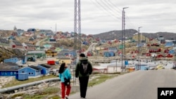 གྷེ་རཱིན་ལན་ཌིའི་གྲོང་རྡལ་ཞིག