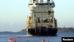 Підводний телекомунікаційний кабель C-Lion1 був прокладений на дні Балтійського моря кабельним судном Ile de Brehat. Lehtikuva/Heikki Saukkomaa/via REUTERS 