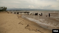 Burundi's crocodiles have disappeared from the shores of Burundi's Lake Tanganyika due to chronic poaching and hunger. (VOA / H. McNeish)