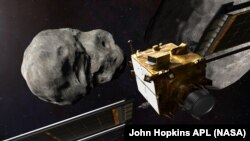 Ilustrasi pesawat ruang angkasa DART. (Foto: NASA/John Hopkins APL)