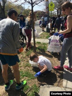 Participants of all ages are welcome to plog. (Jeff Horowitz)