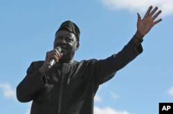 Opposition leader Raila Odinga addresses his supporters in Nairobi, Kenya, Nov. 28, 2017.