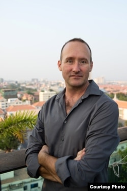 Journalist Robert Carmichael, author of “When Clouds Fell from the Sky‍”. (Photo supplied/ Anna Clare Spelman)