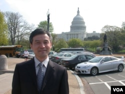 贺卫方2006年在华盛顿留影 (美国之音记者致远拍摄)