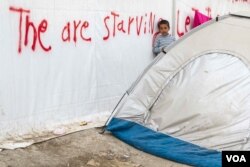 Conditions among refugees have been described by Medecins Sans Frontiéres as "far below acceptable international standards," April 22, 2016. (J. Owens/VOA)