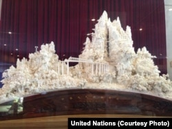 A model of the Chengdu-Kunming Railroad, carved in ivory, spent years at the United Nations headquarters in New York. A gift from the People's Republic of China, it has been sent to the Chinese U.N. mission.