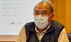 香港民意研究所副行政总裁钟剑华表示，港府发信要求其他国家不承认BNO的做法荒谬（美国之音/汤惠芸）