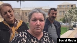 Dövlətə xəyanətdə günahlandırılan hərbçilərin valideynləri aksiya keçirib