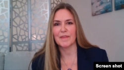 维吉尼亚州的民主党女议员詹妮弗·韦克斯顿