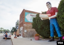 Paul Bunyan statue in Atlanta, Illinois