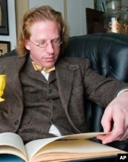 Jonathon Keats, author of 'Virtual Words'