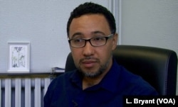 Bordeaux imam Fouad Saanadi says its important to instil critical thinking and a serene approach to religion.