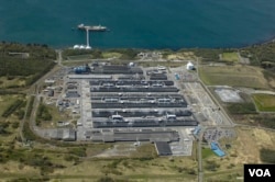 FILE - Alcoa's Intalco Works smelter near Ferndale, Washington, which continues to operate for now, Apr. 29, 2008. (Tore Oftness via Alcoa)
