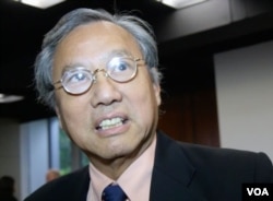 梁福麟律师（美国之音国符拍摄）