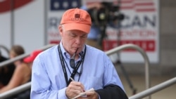 Novinar Glasa Amerike Džim Maloun